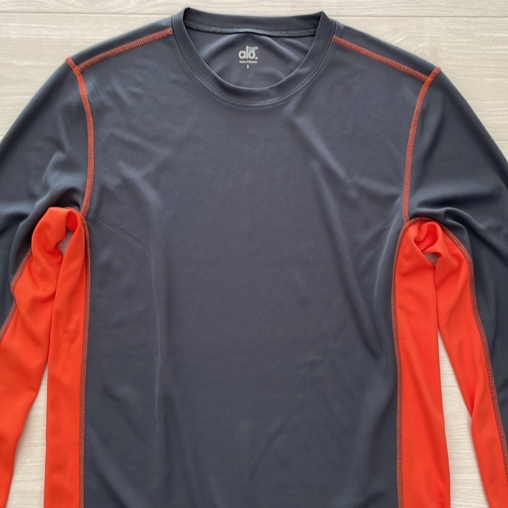 Alo Grey & Orange CoolFit Jersey - Picture 2 of 13